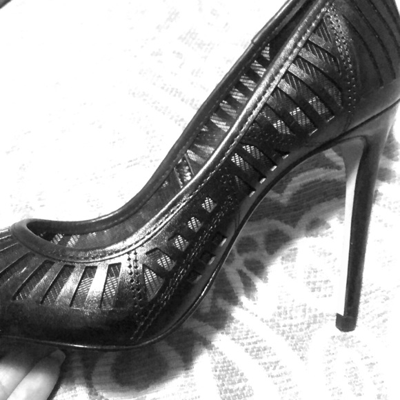 River Island Shoes - River island black cutout pumps - size 38